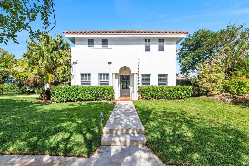 Unit for sale at 141 Rotunda Drive, Jupiter, FL 33477
