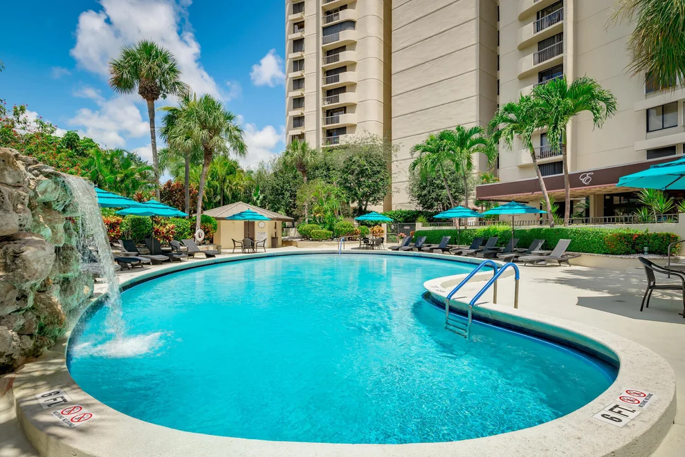 Unit for sale at 2480 Presidential Way, West Palm Beach, FL 33401