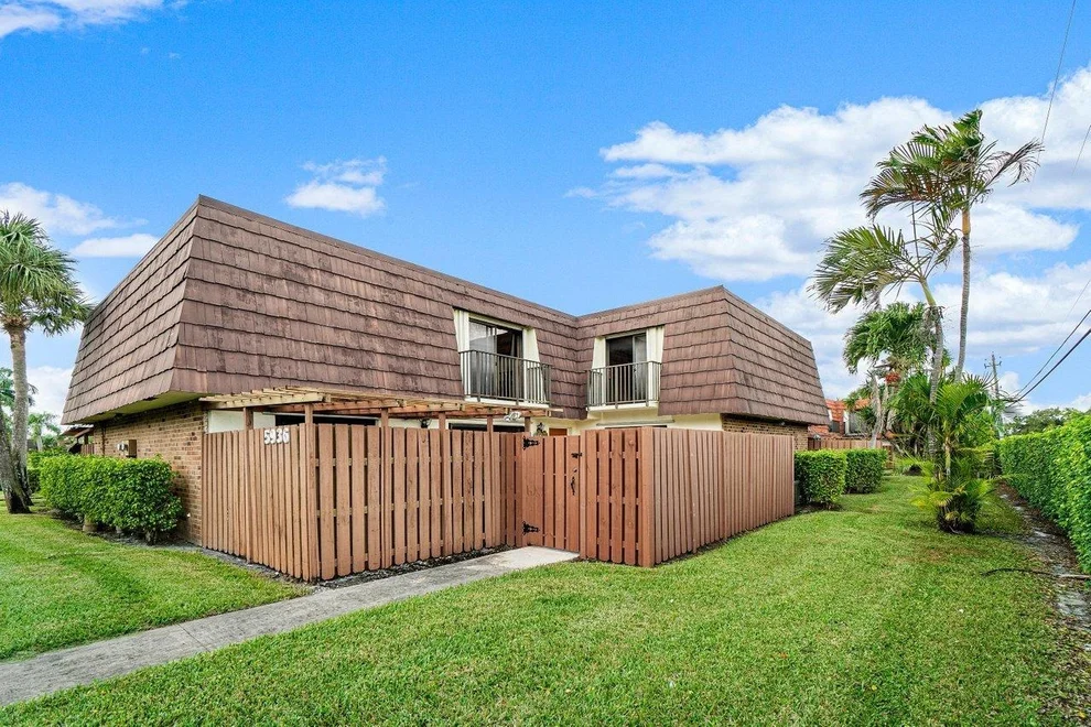 Unit for sale at 5936 NW 54th Lane, Tamarac, FL 33319