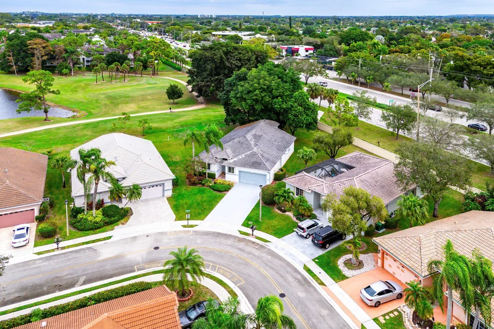 Unit for sale at 7707 NW 79th Street, Tamarac, FL 33321