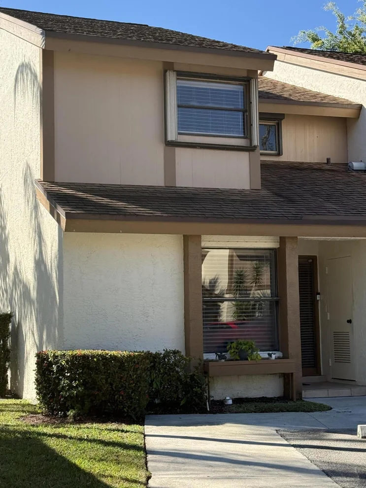 Unit for sale at 4769 NW 30th Street, Coconut Creek, FL 33063
