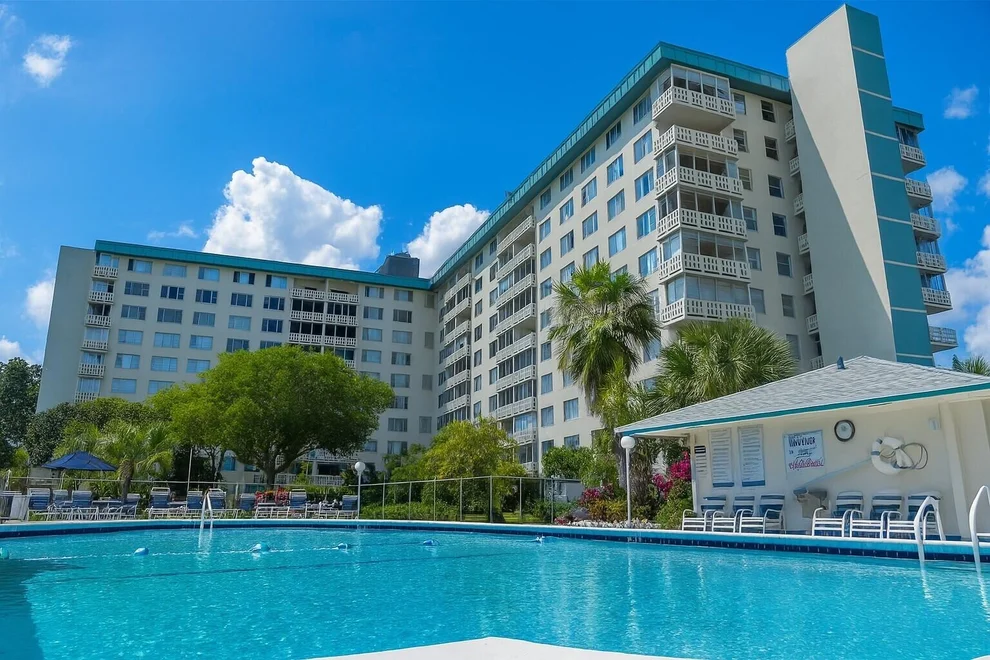Unit for sale at 4330 HILLCREST Drive, Hollywood, FL 33021