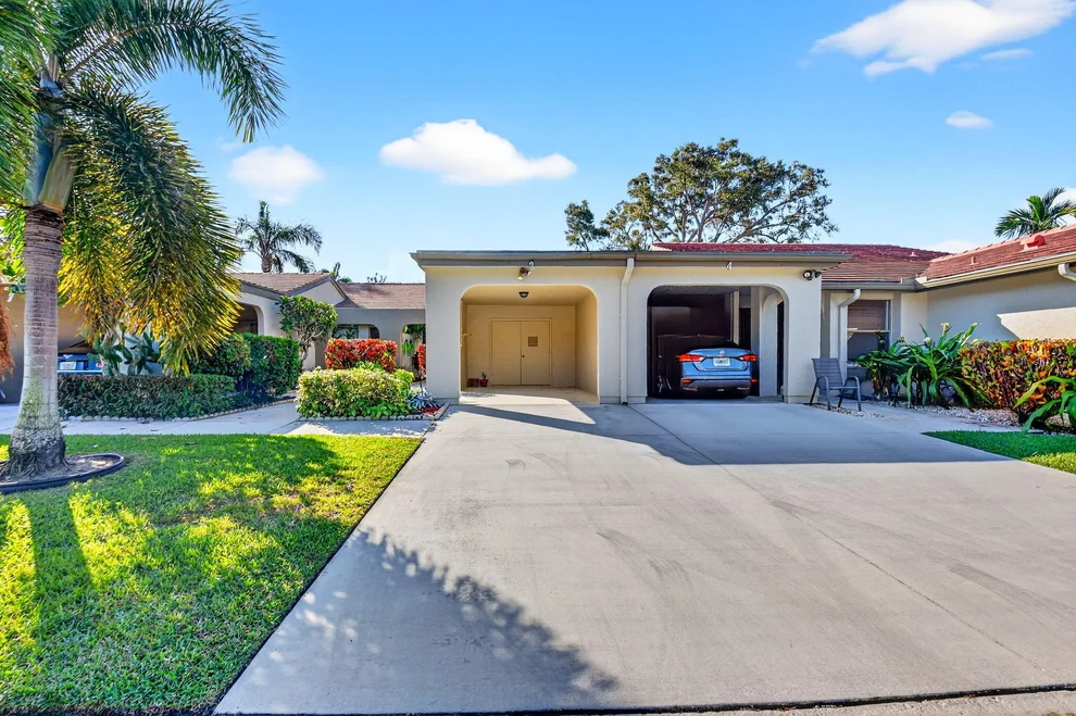 Unit for sale at 5908 Forest Grove Drive, Boynton Beach, FL 33437