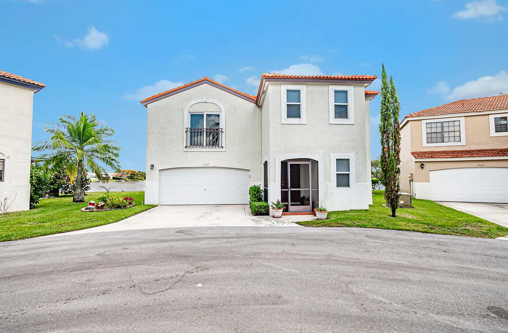 Unit for sale at 1704 Shoreside Circle, Wellington, FL 33414