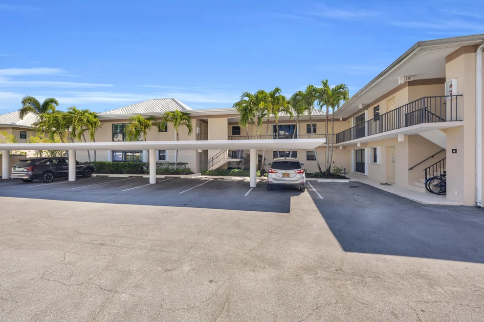 Unit for sale at 4 SE Turtle Creek Drive, Jupiter, FL 33469