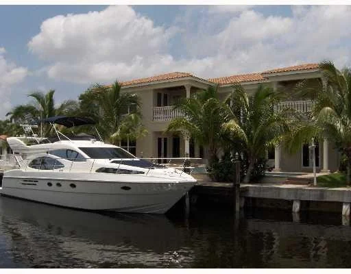 Unit for sale at 800 NE 71 Street, Boca Raton, FL 33487