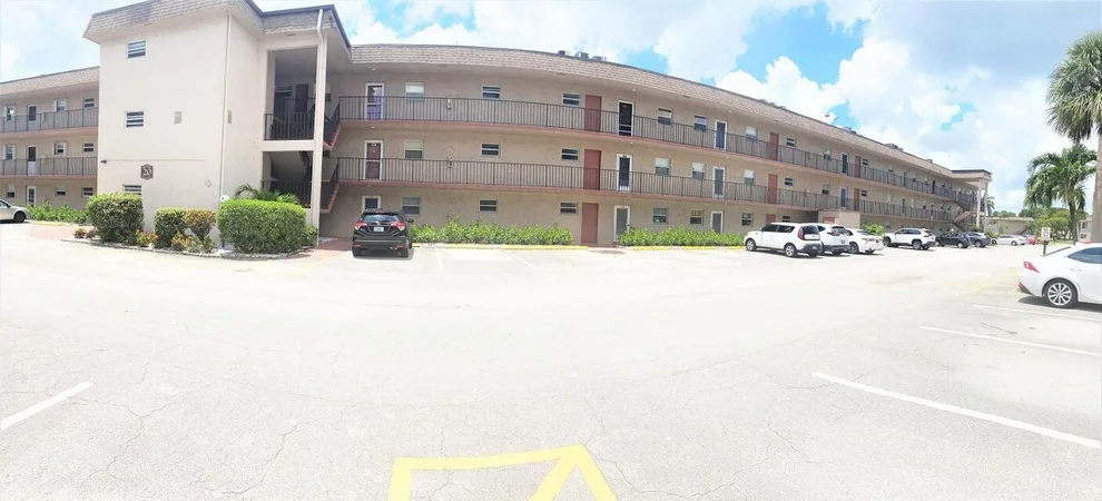 Unit for sale at 721 Lori Drive, Palm Springs, FL 33461