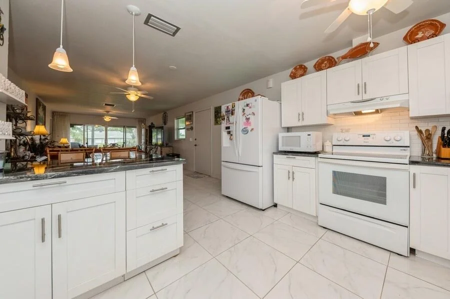 Unit for sale at 541 Sandpiper Cir Lane, Delray Beach, FL 33445
