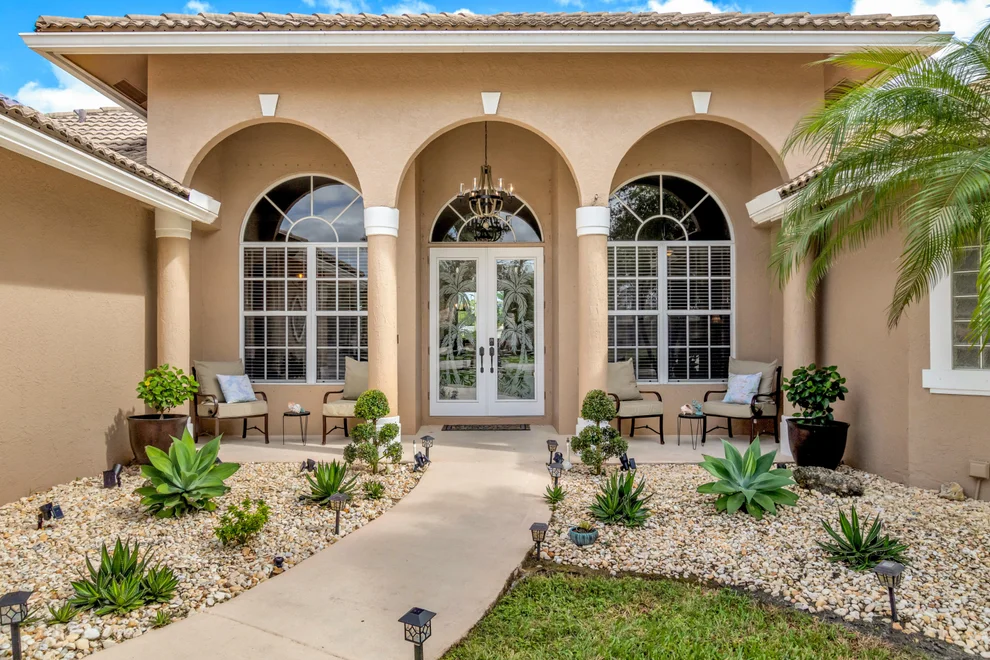 Unit for sale at 198 Cypress Trace, Royal Palm Beach, FL 33411