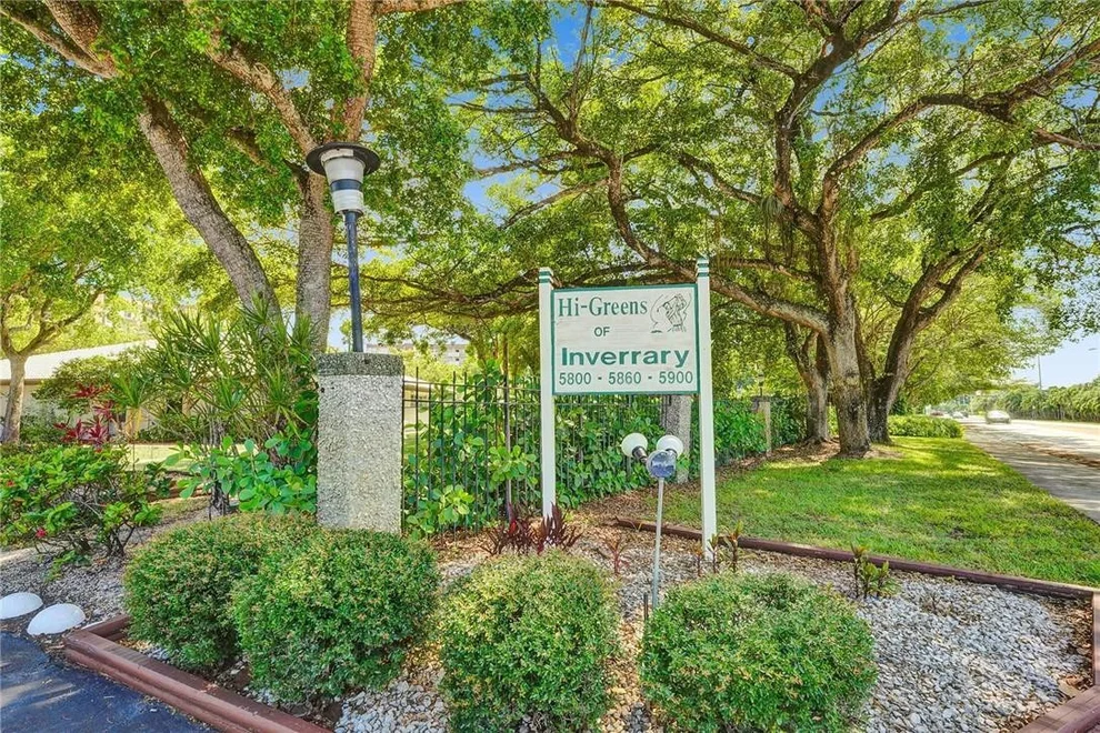 Unit for sale at 5860 NW 44th Street, Lauderhill, FL 33319