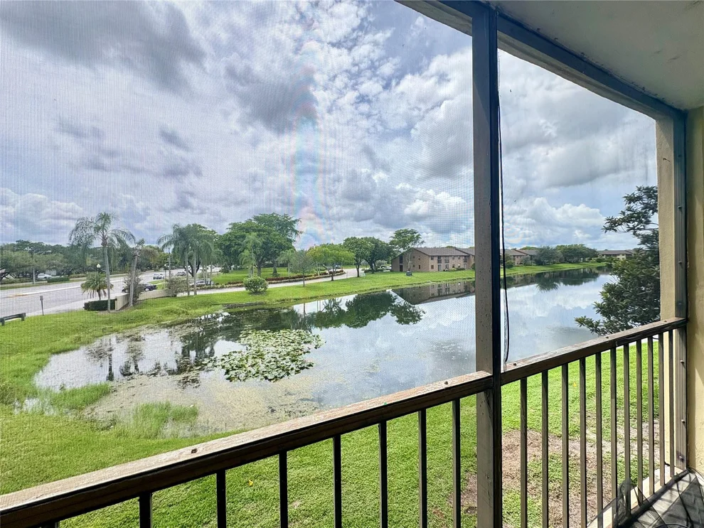 Unit for sale at 3905 N Nob Hill Road, Sunrise, FL 33351