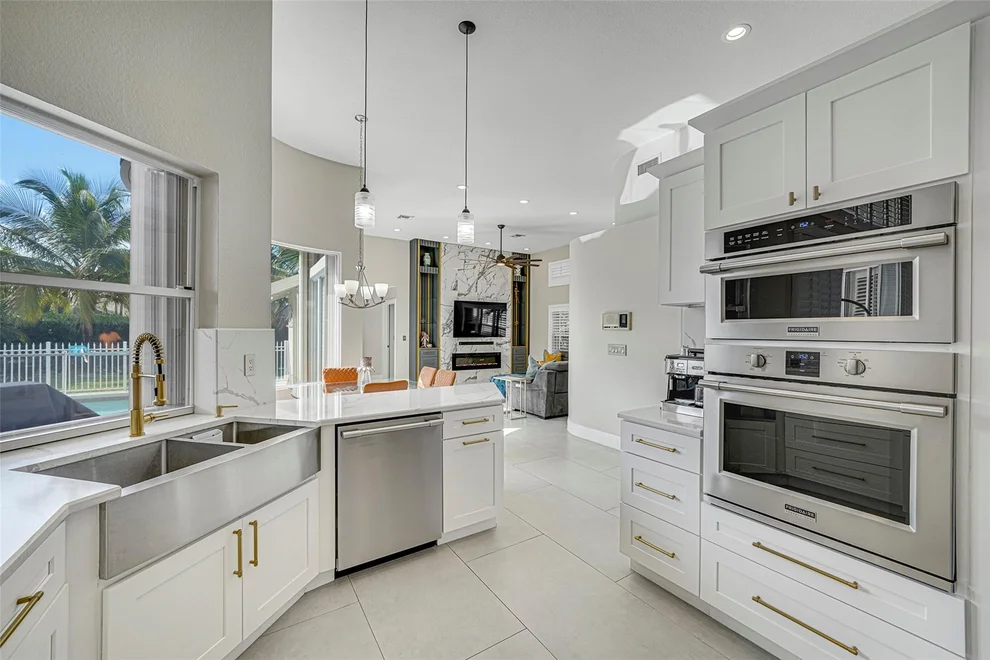 Unit for sale at 4974 NW 106th Way, Coral Springs, FL 33076