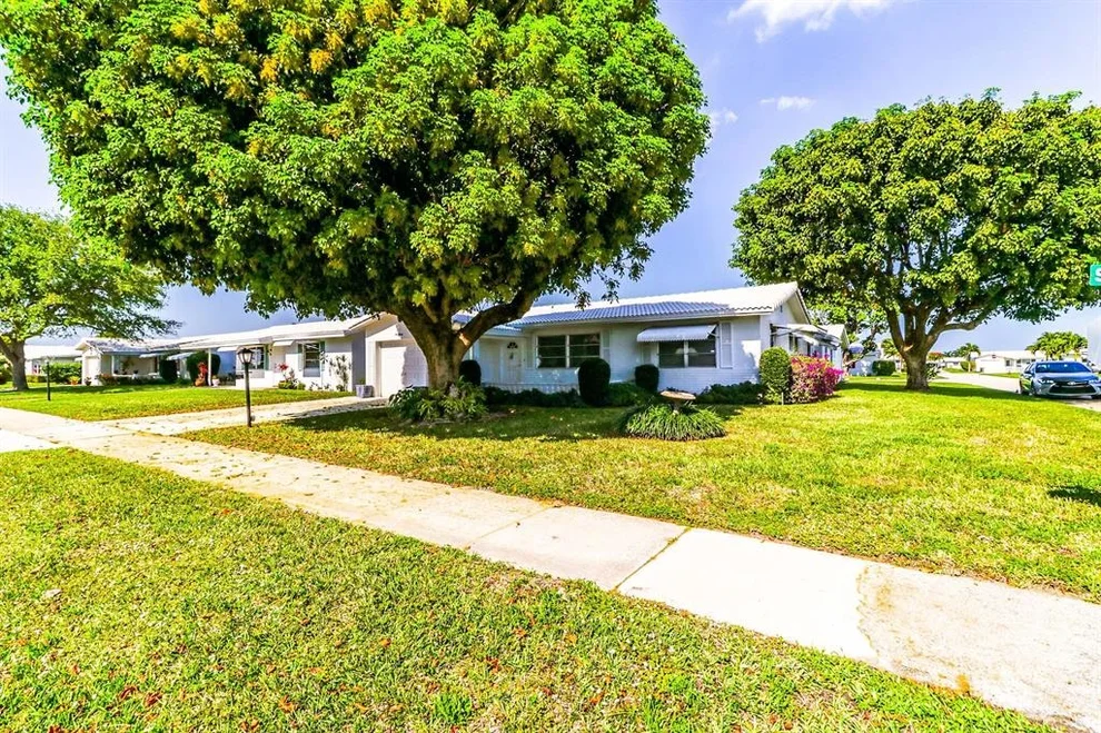 Unit for sale at 530 SW 18th Street, Boynton Beach, FL 33426