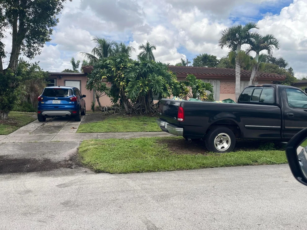 Unit for sale at 5051 SW 10TH Street, Plantation, FL 33317