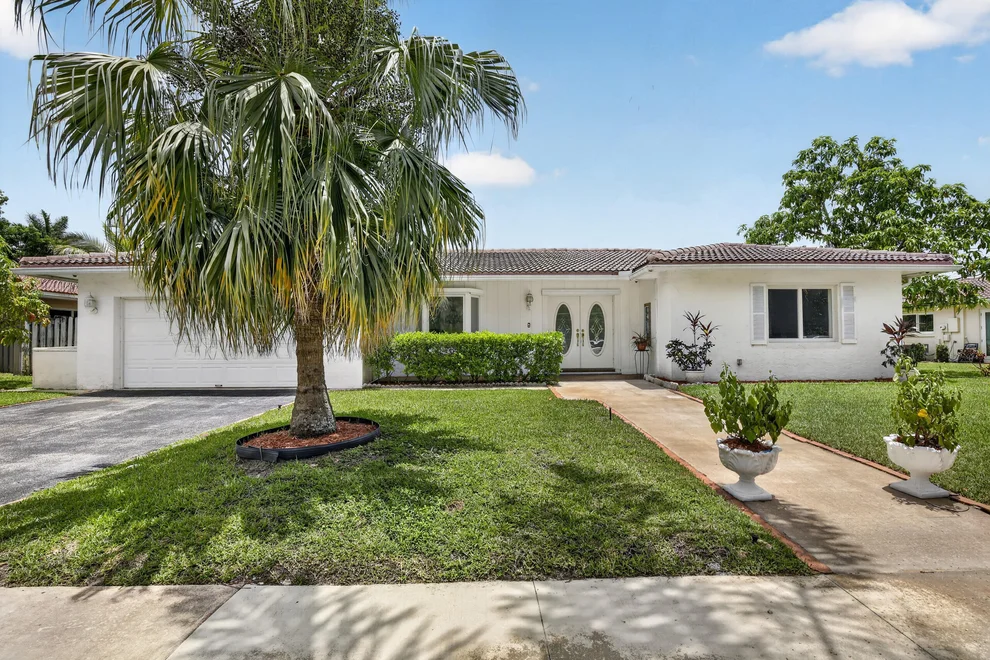 Unit for sale at 410 Bonaventure Boulevard, Weston, FL 33326