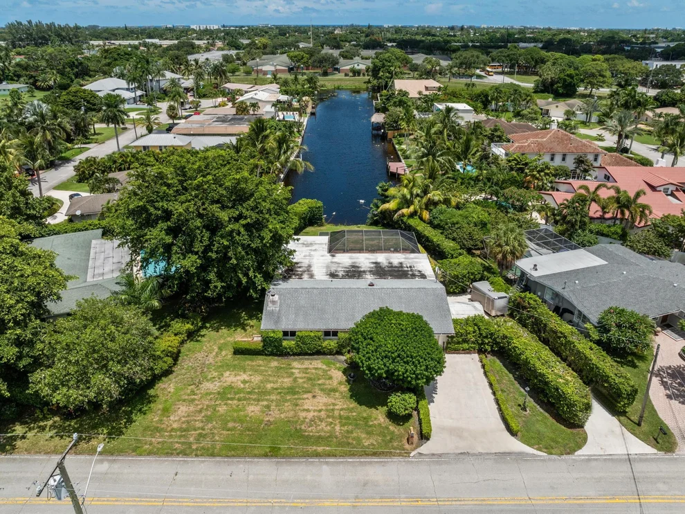 Unit for sale at 8416 Pine Tree Lane, Lake Clarke Shores, FL 33406