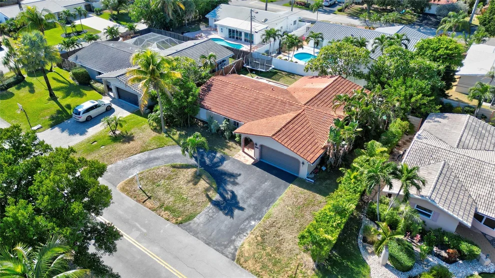 Unit for sale at 5711 NE 20th Terrace, Fort Lauderdale, FL 33308
