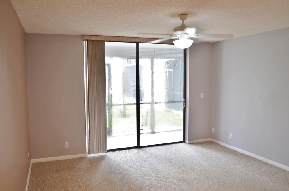 5130 Las Verdes Circle