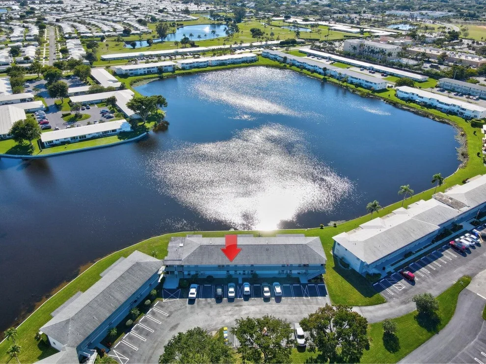 Unit for sale at 1112 Lake Terrace, Boynton Beach, FL 33426
