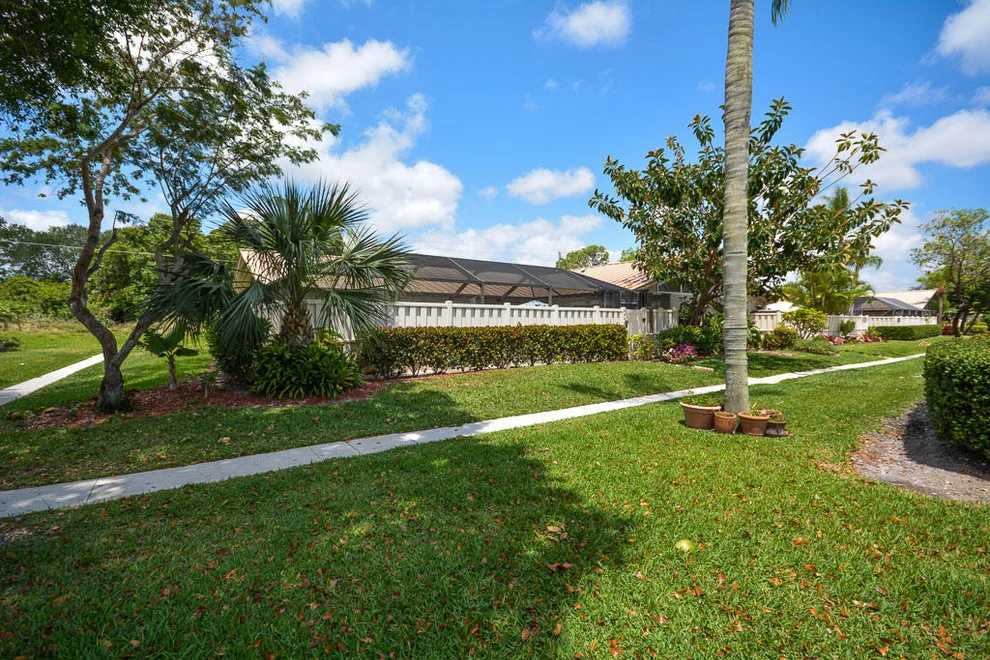 Unit for sale at 5896 Golden Eagle Circle, Palm Beach Gardens, FL 33418
