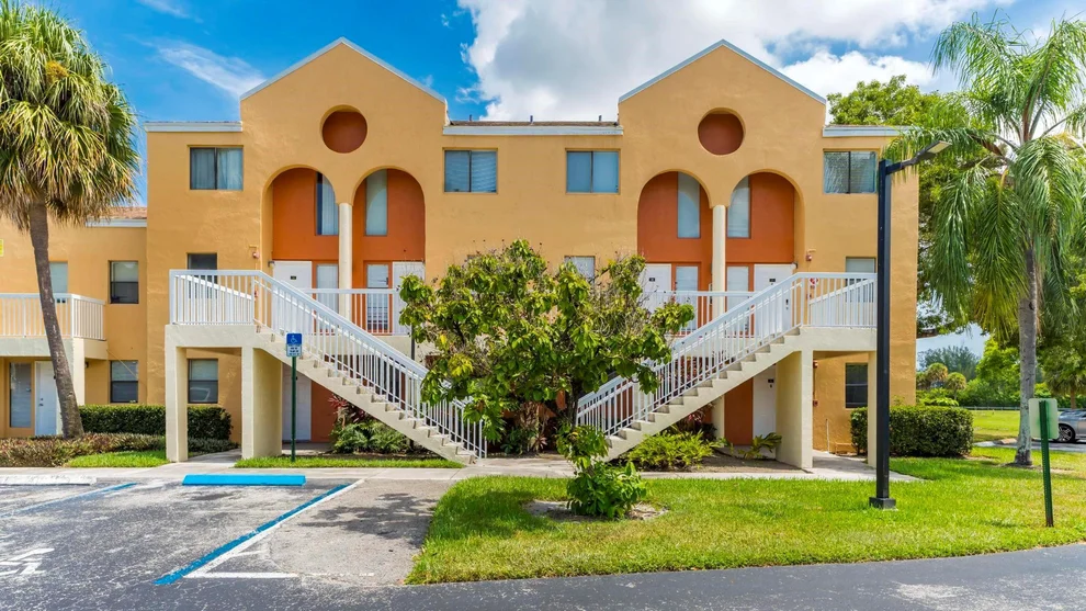 Unit for sale at 5200 NW 31st Avenue, Fort Lauderdale, FL 33309