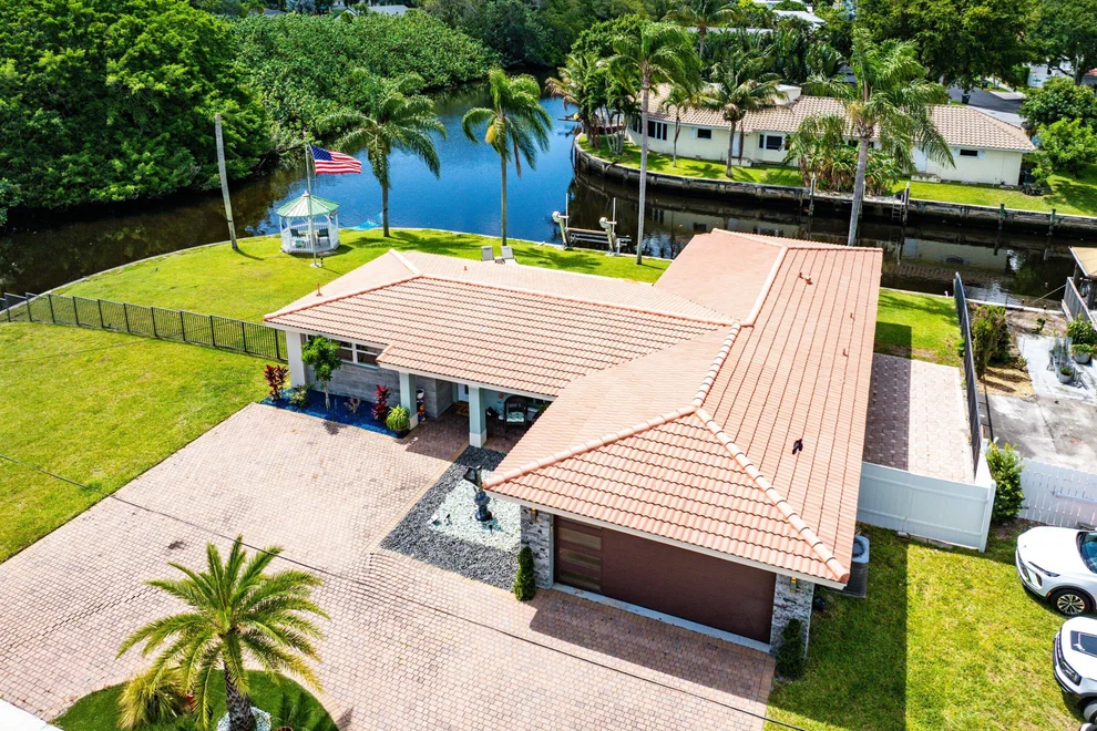 Unit for sale at 598 W Palmetto Park Road, Boca Raton, FL 33432