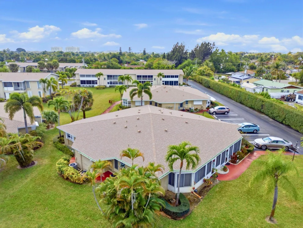 Unit for sale at 308 NE 17th Avenue, Boynton Beach, FL 33435