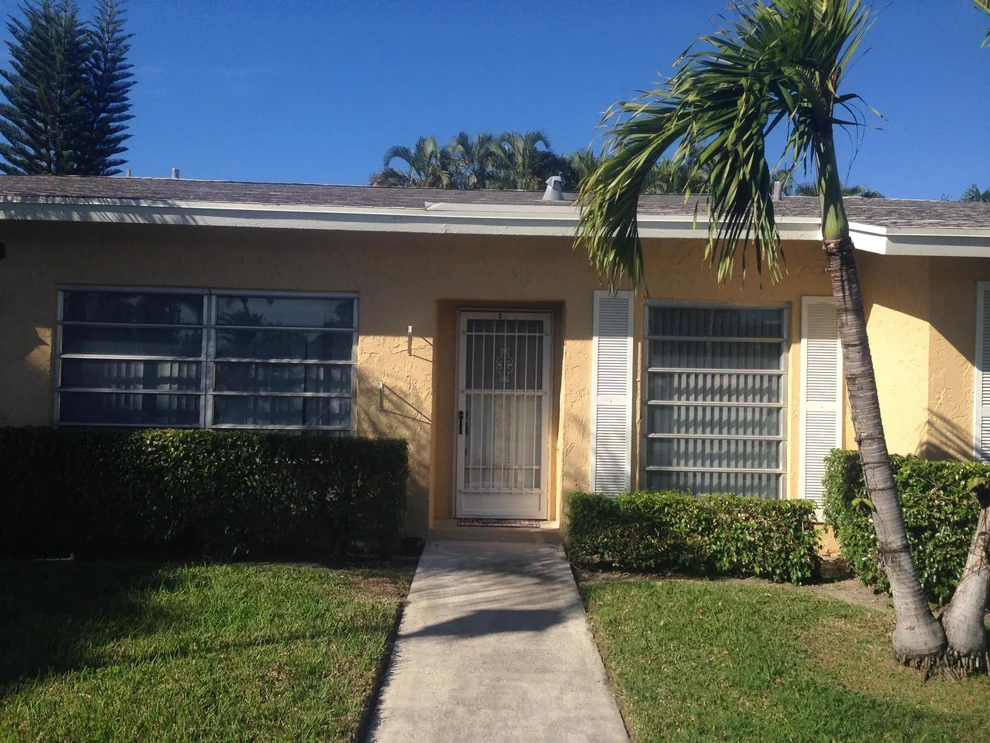 Unit for sale at 13899 Via Aurora, Delray Beach, FL 33484