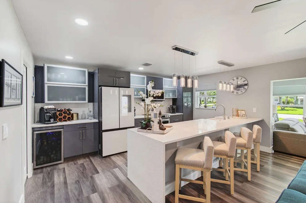 Unit for sale at 1170 S Drive Circle, Delray Beach, FL 33445