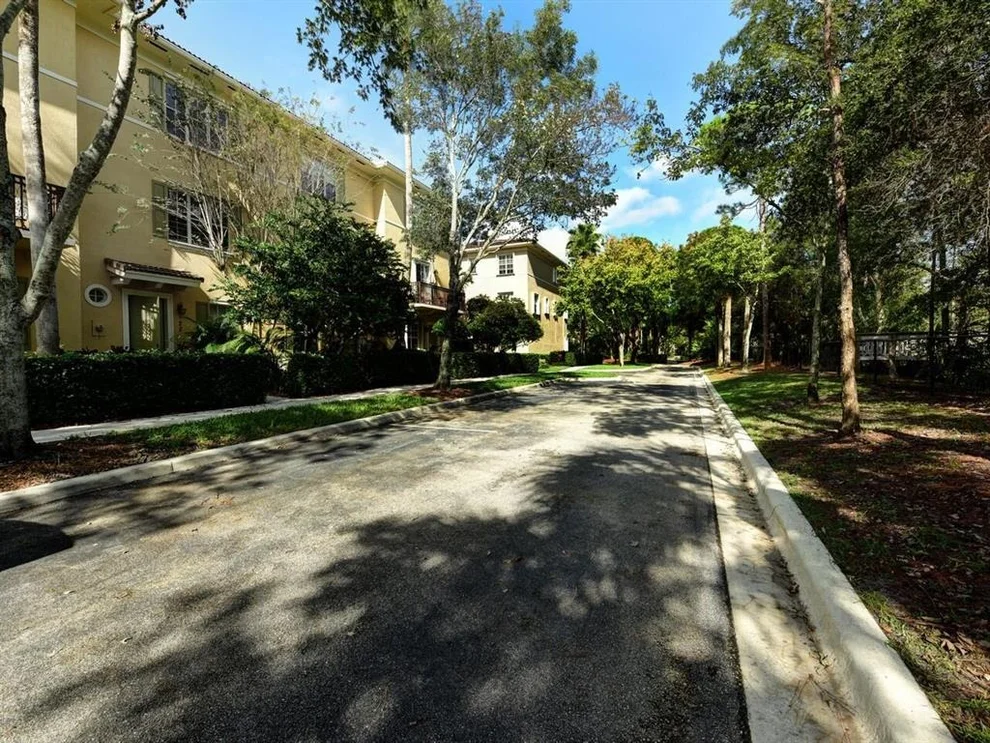Unit for sale at 122 Morning Dew Circle, Jupiter, FL 33458