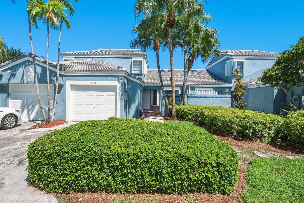 Unit for sale at 8429 WATERFORD Circle, Tamarac, FL 33321