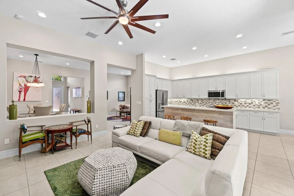 Unit for sale at 8673 Carmel Mountain Way, Boynton Beach, FL 33473