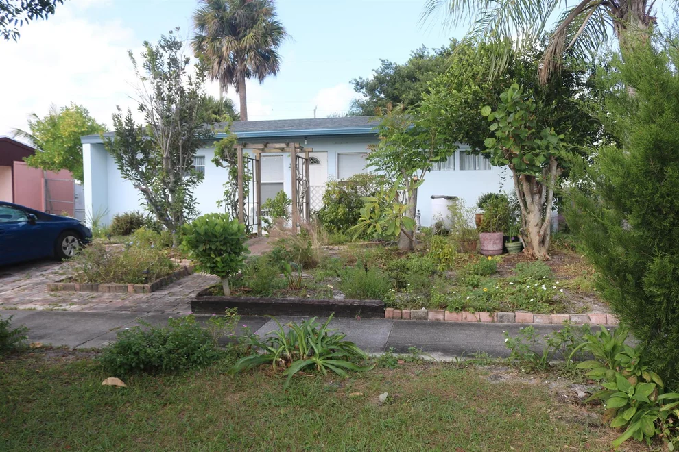 Unit for sale at 9527 Keating Drive, Palm Beach Gardens, FL 33410