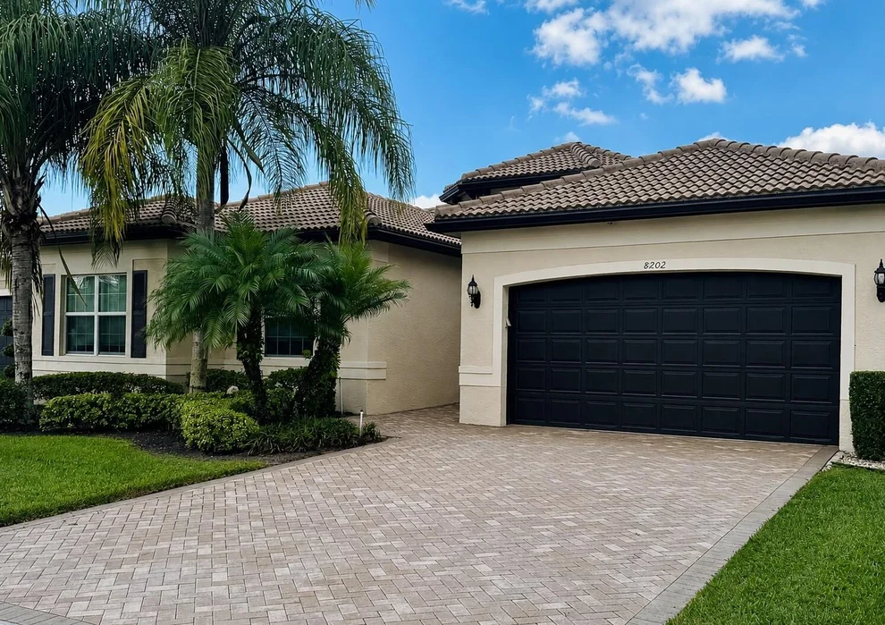 Unit for sale at 8202 Alpine Ridge Road, Boynton Beach, FL 33473
