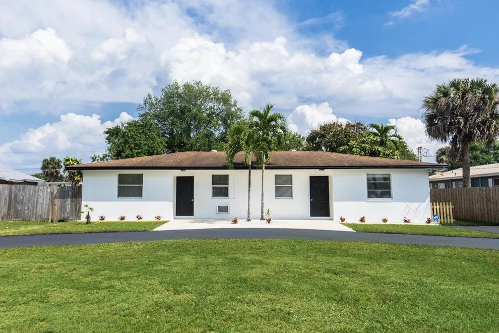 Unit for sale at 8562 Sunset Drive, Palm Beach Gardens, FL 33410