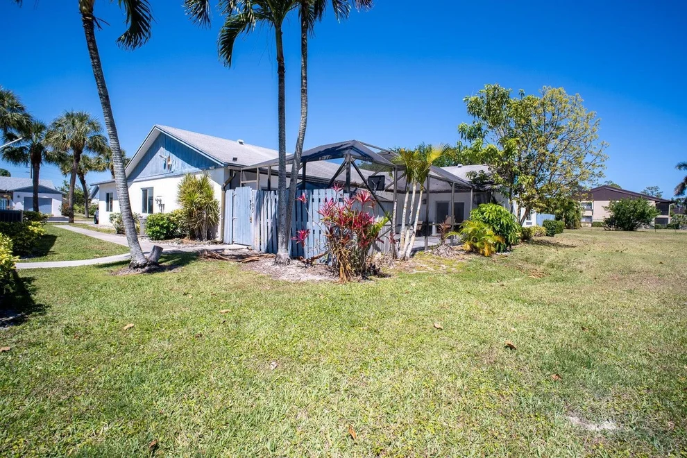 Unit for sale at 1103 Timberlane Circle, Greenacres, FL 33463