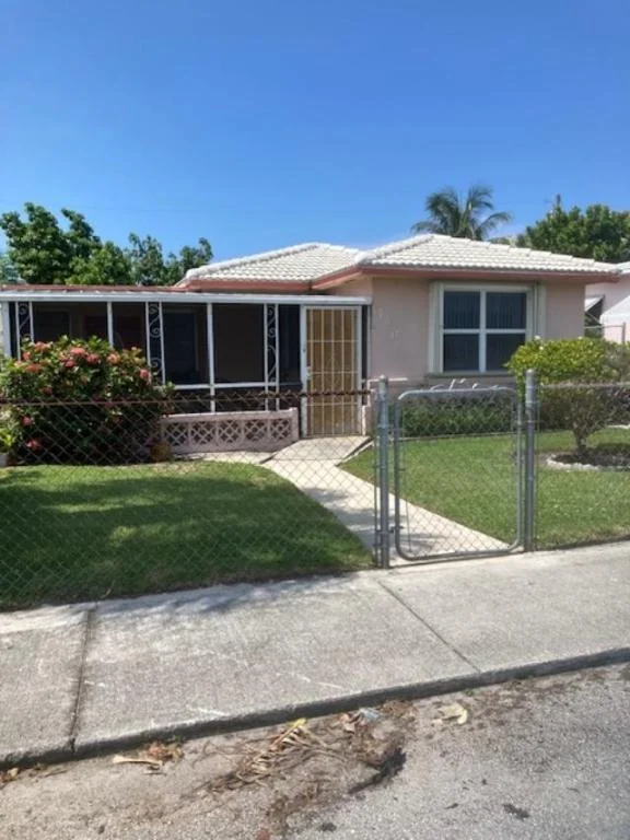 Unit for sale at 120 W 22nd Street, Riviera Beach, FL 33404