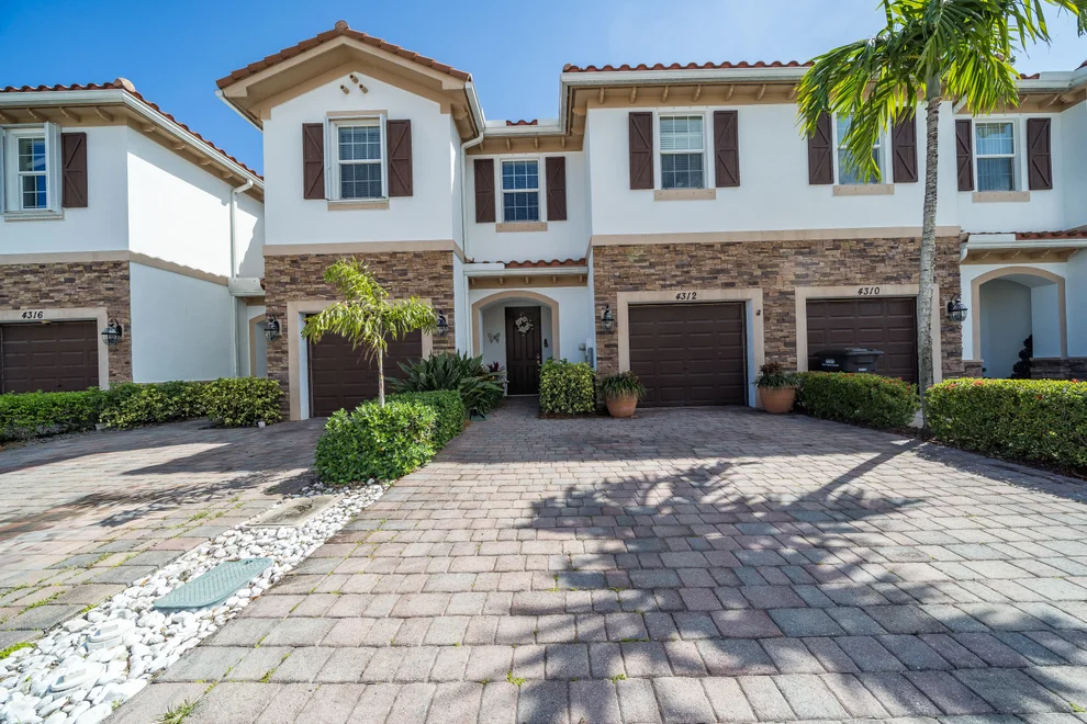 Unit for sale at 4312 Chalmers Lane, West Palm Beach, FL 33417