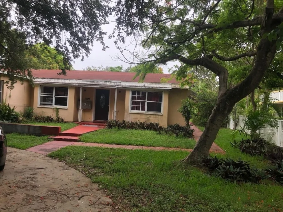 Unit for sale at 1922 Jefferson Street, Hollywood, FL 33020