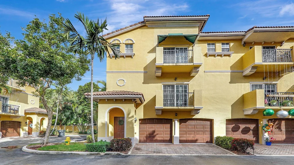 Unit for sale at 2512 SW 14th Avenue, Fort Lauderdale, FL 33315