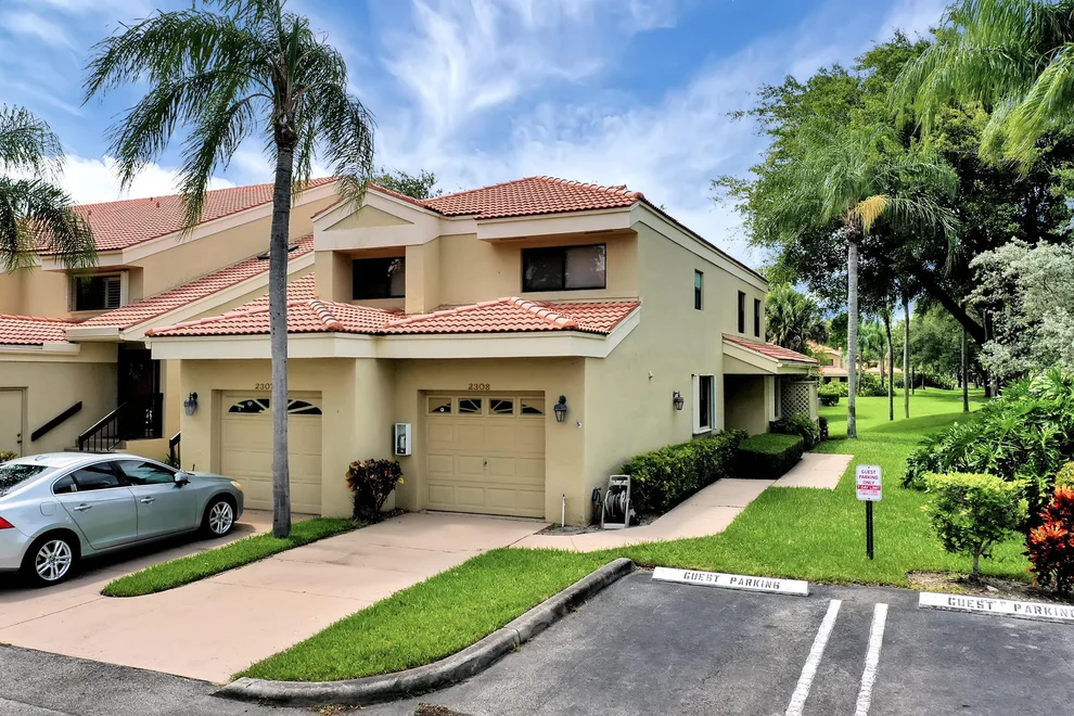 Unit for sale at 2308 Aspen Way, Boynton Beach, FL 33436