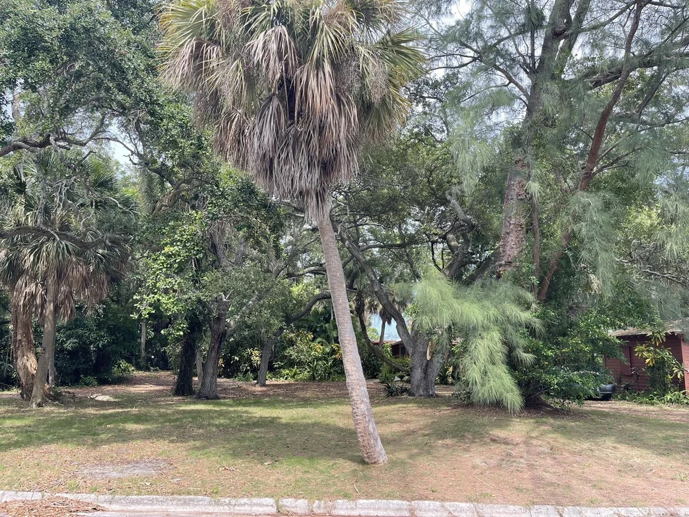 Unit for sale at 806 S LAKESIDE Drive, Lake Worth Beach, FL 33460