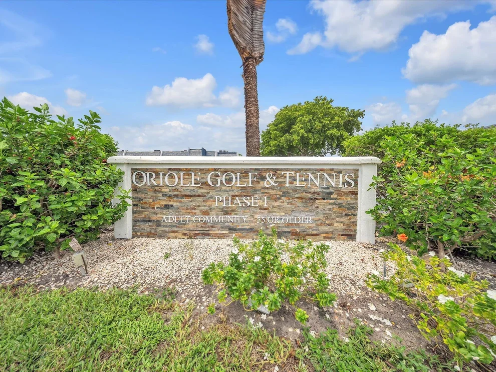 Unit for sale at 7807 GOLF CIR Drive, Margate, FL 33063