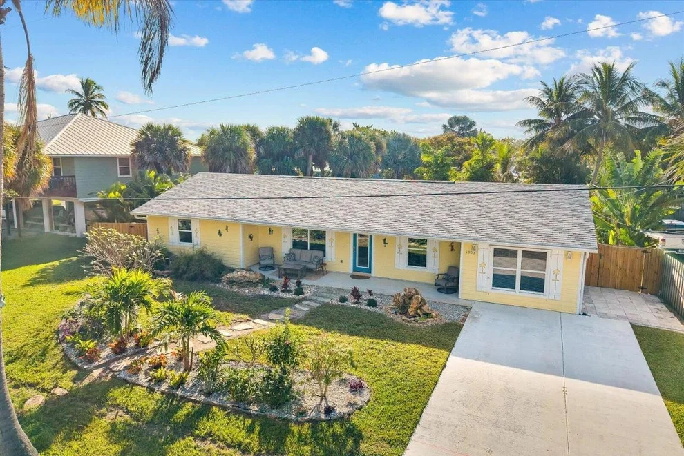 Unit for sale at 1805 Plover Avenue, Fort Pierce, FL 34949