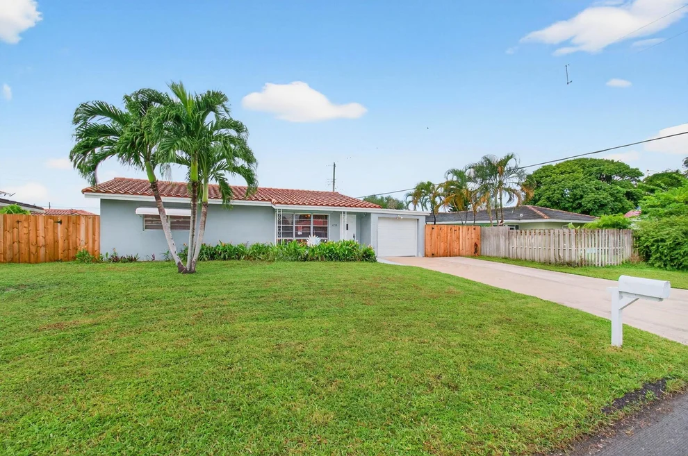 Unit for sale at 2775 NE 5th Avenue, Boca Raton, FL 33431