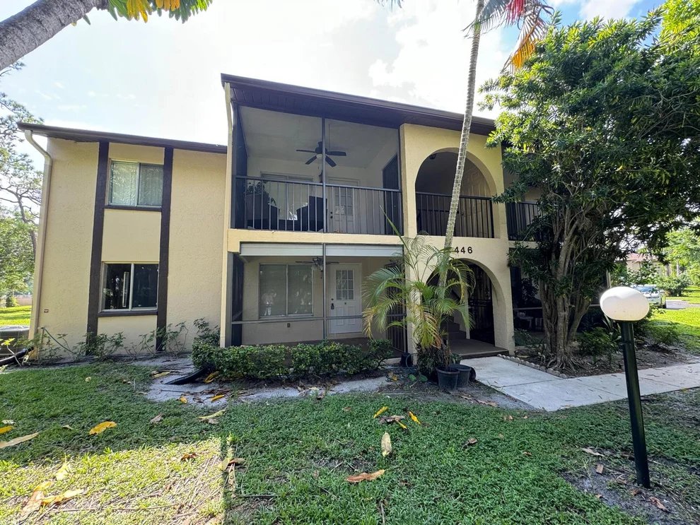 Unit for sale at 446 Pine Glen Lane, Greenacres, FL 33463