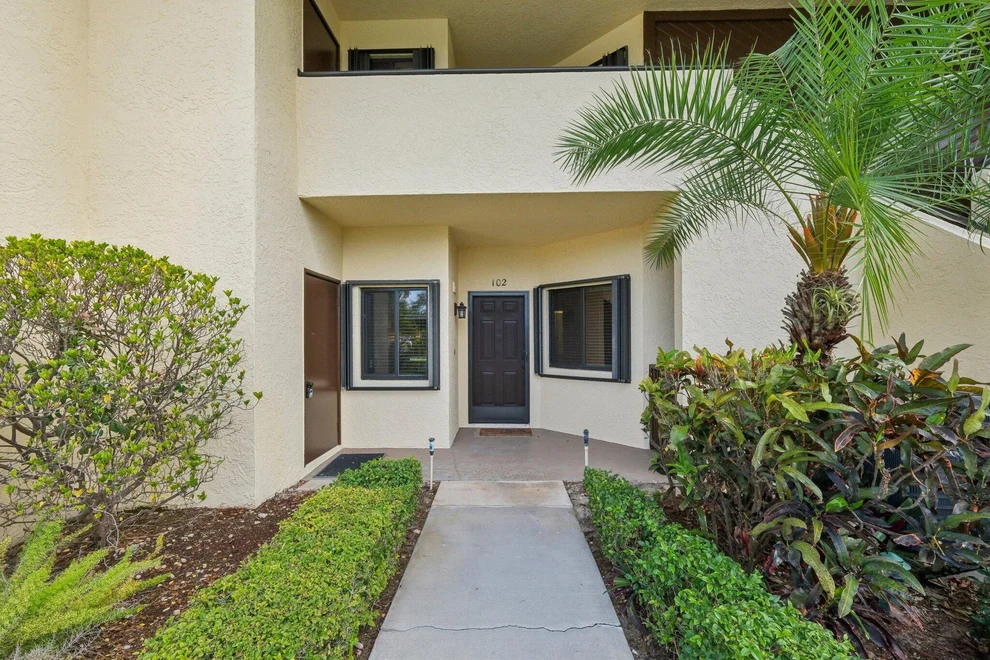 Unit for sale at 6533 SE Williamsburg Drive, Hobe Sound, FL 33455