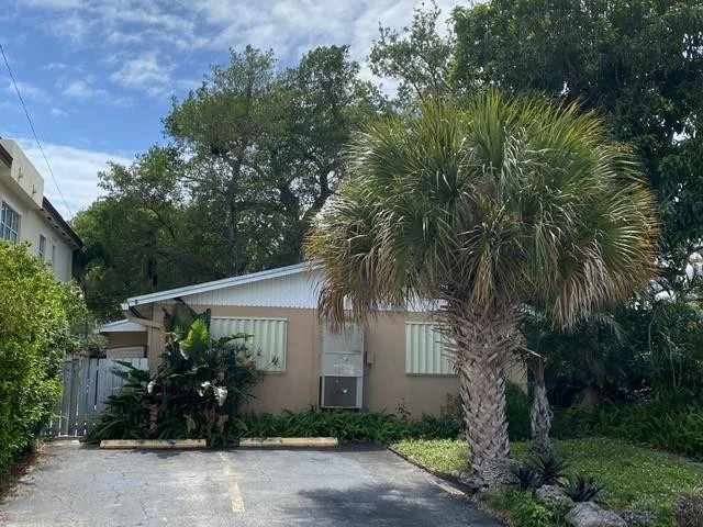 Unit for sale at 620 SW 10th Street, Fort Lauderdale, FL 33315