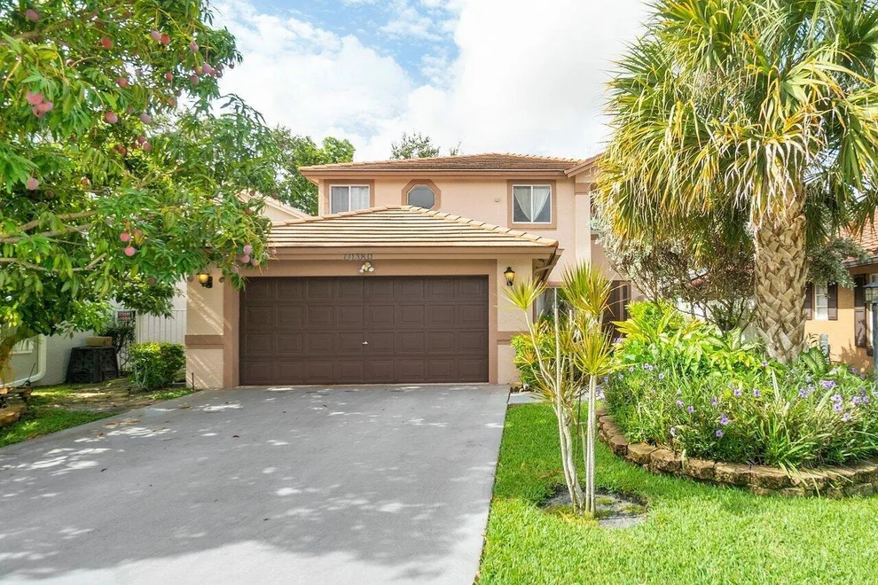 Unit for sale at 10380 Sunstream Lane, Boca Raton, FL 33428