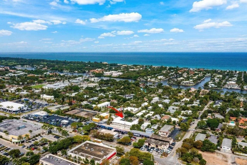 Unit for sale at 426 NE 7th Avenue, Delray Beach, FL 33483